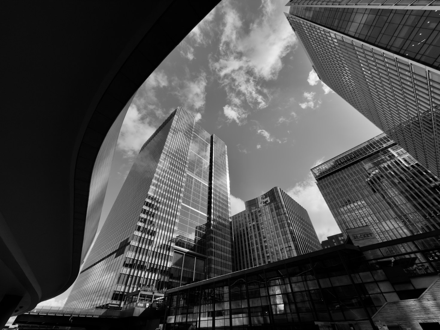 Top Benefits of Customized Business Advisory Services